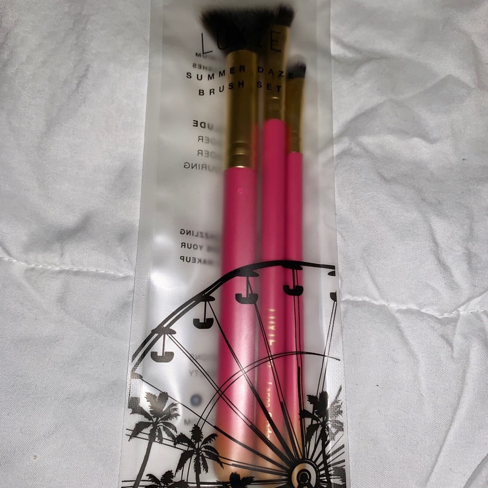 LUXIE SUMMER DAZE BRUSH SET